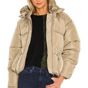 Toast Society Puffer Coat - NWT - Small